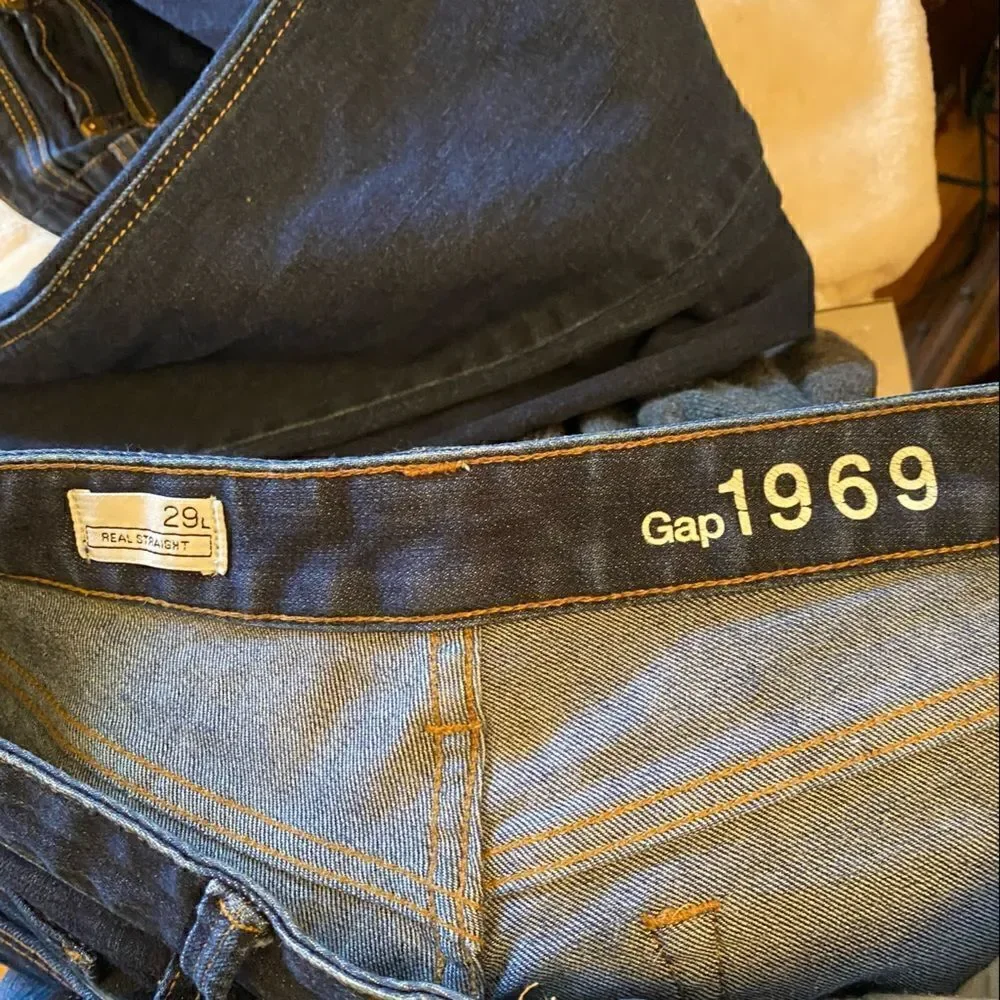 - Gap  *1969 Real Straight*  jeans, size 29L - Picture 4 of 9